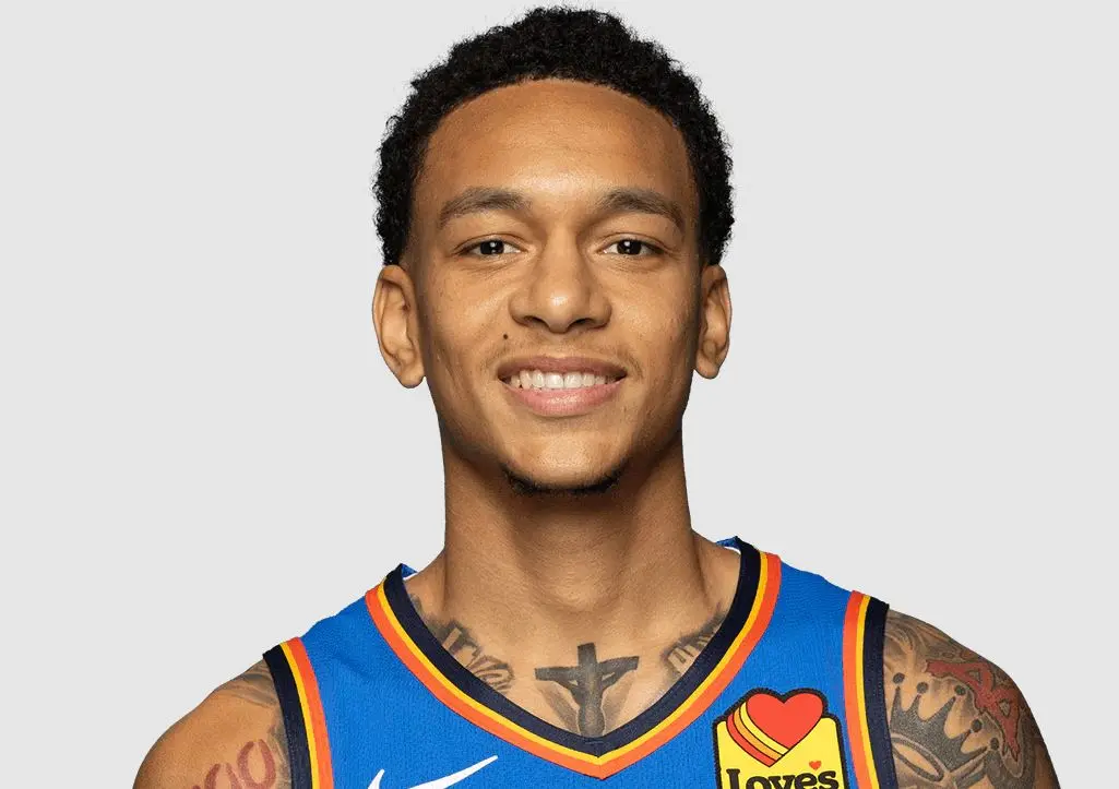 包含NBA总决赛转会期再迎强敌，夏洛特黄蜂刷新队史纪录，主帅态度——底气十足，心理建设被强调的词条