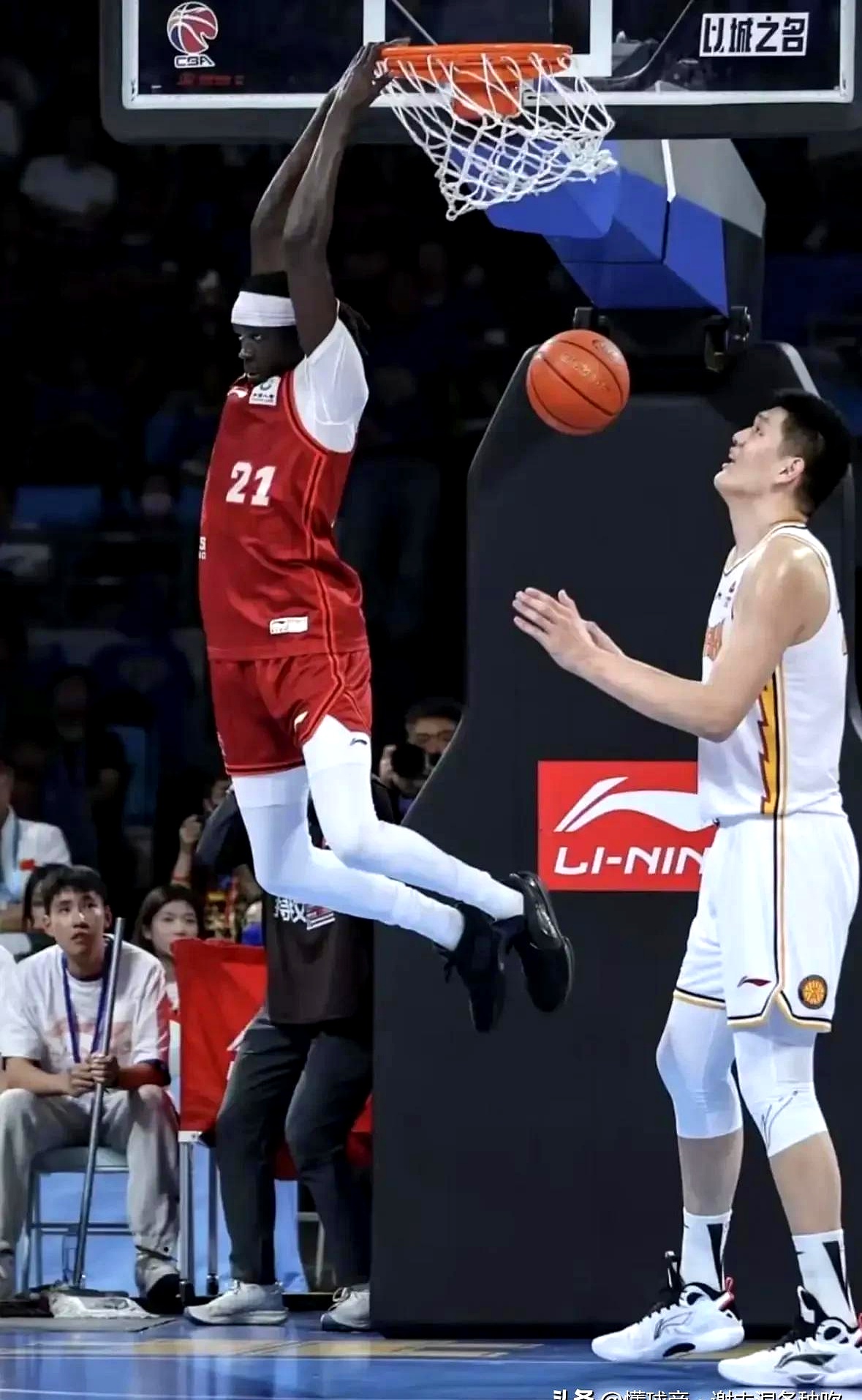 爱游戏平台-包含国际比赛日北京首钢止住颓势：CBA季后赛节点到来，更衣室稳定，高层口径保持一致的词条