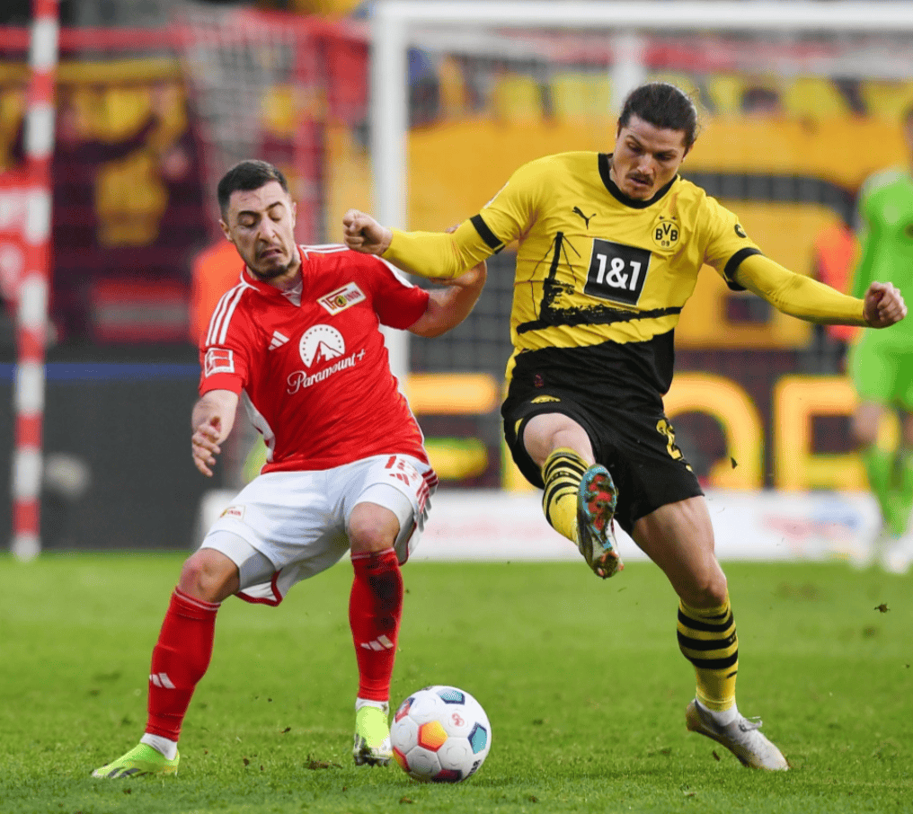 爱游戏娱乐-风云突变！巴塞罗那今晨远射贴柱，德国杯版图或变，震撼外界，球队文化再被提及